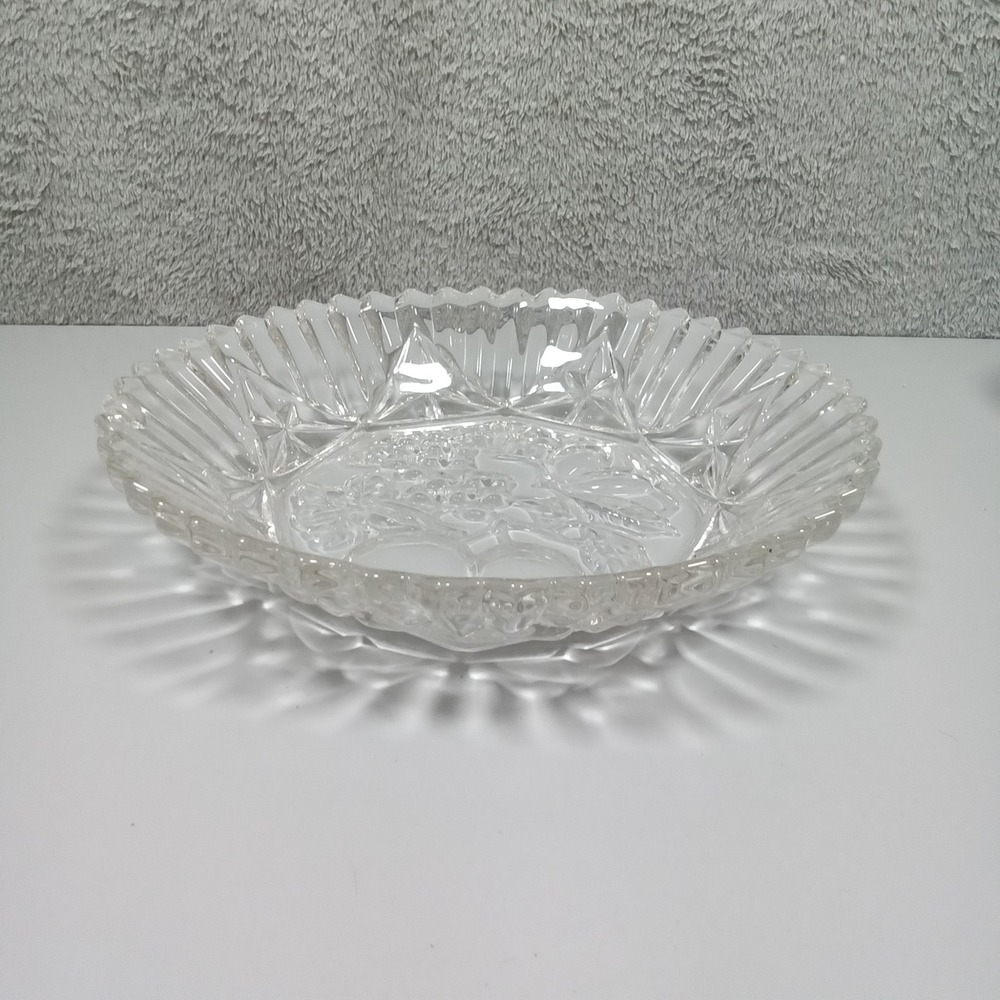 Vintage Clear Pressed Glass Fruit Bowl Grapes Pears Starburst Sawtooth Rim 9.5in
